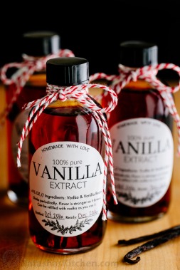 Homemade-Vanilla-Extract-7